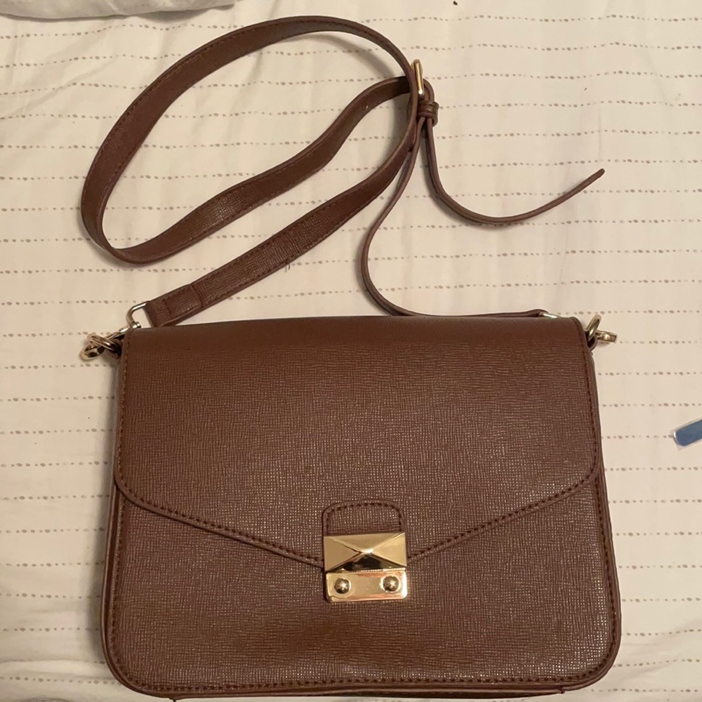 LAST DAY, CLOSET CLOSING!! Never used, brown crossbody purse